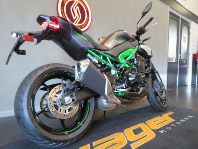 kawasaki - z900