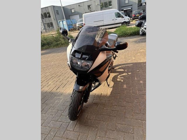 honda - cbr-1000-f
