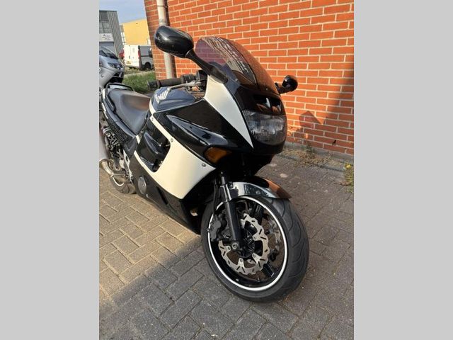honda - cbr-1000-f