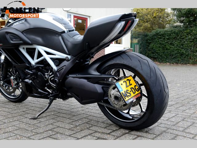 ducati - diavel-carbon