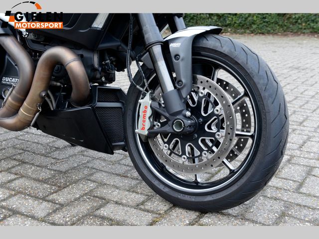 ducati - diavel-carbon