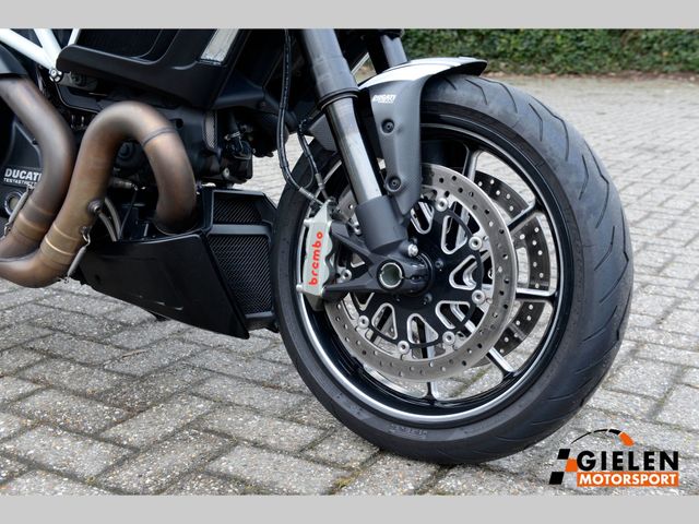 ducati - diavel-carbon