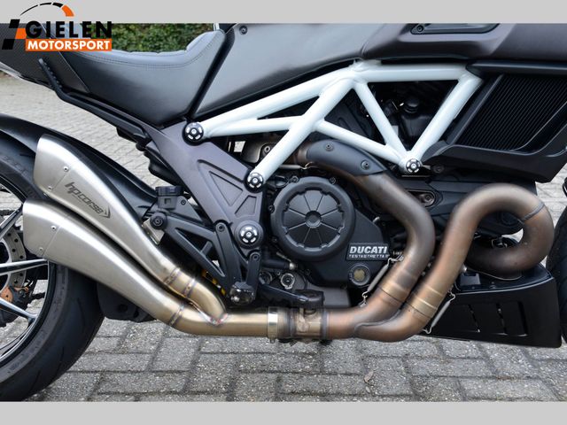 ducati - diavel-carbon