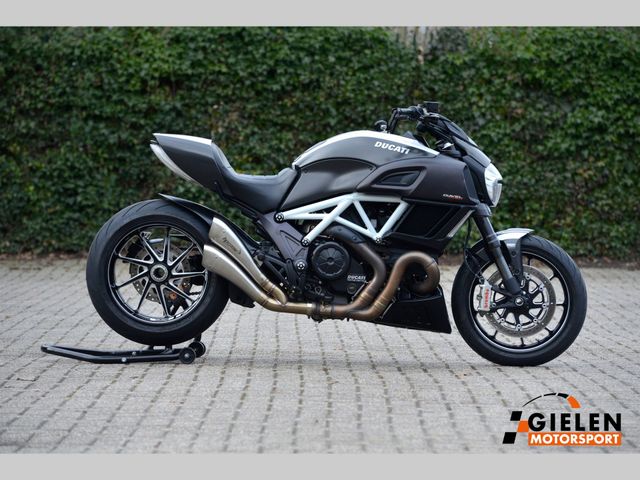 ducati - diavel-carbon