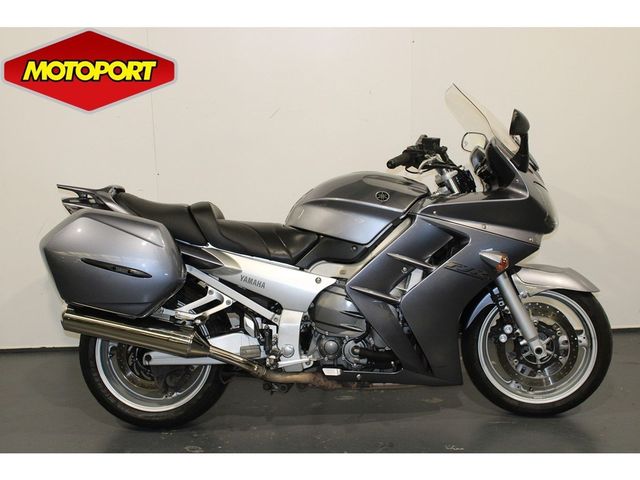 yamaha - fjr-1300