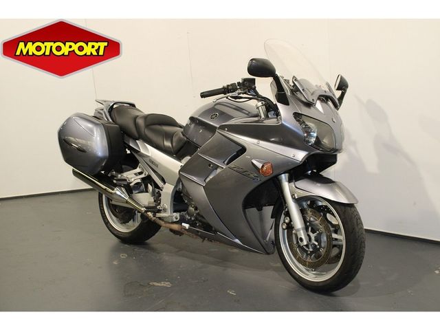 yamaha - fjr-1300
