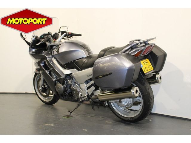 yamaha - fjr-1300