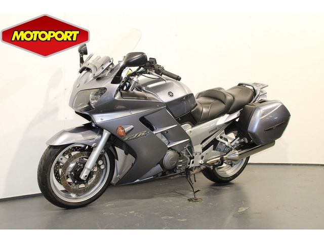 yamaha - fjr-1300