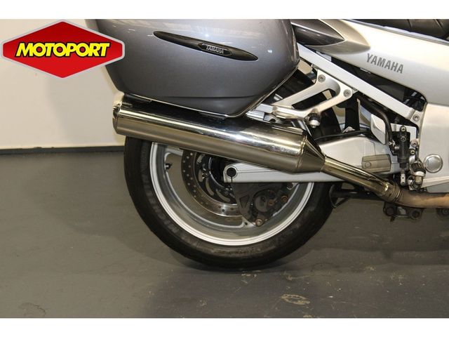 yamaha - fjr-1300
