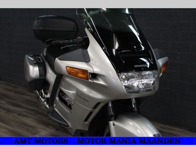 honda - st-1100-pan-european