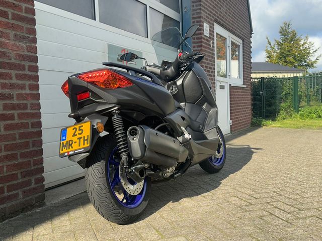 yamaha - x-max-300