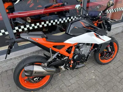 KTM 990 DUKE R – foto 3