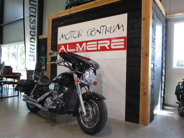 kawasaki - vn-1600-classic