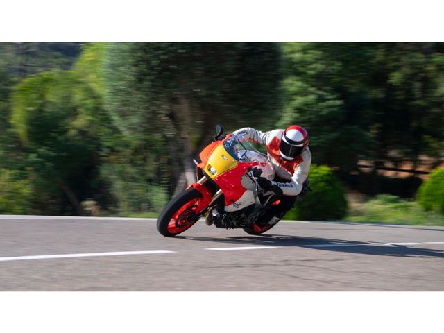 yamaha - xsr-900-gp