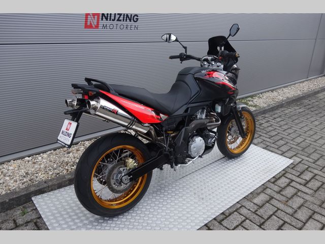 aprilia - pegaso-650-factory