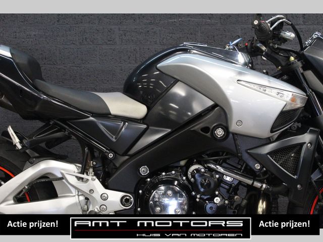 suzuki - b-king-1300
