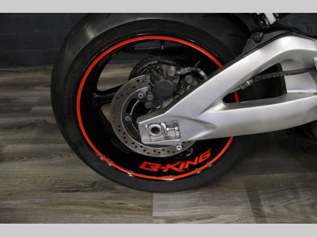 suzuki - b-king-1300