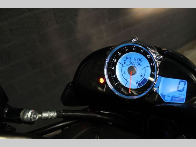 suzuki - b-king-1300