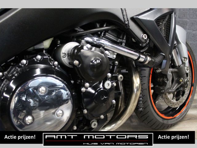 suzuki - b-king-1300