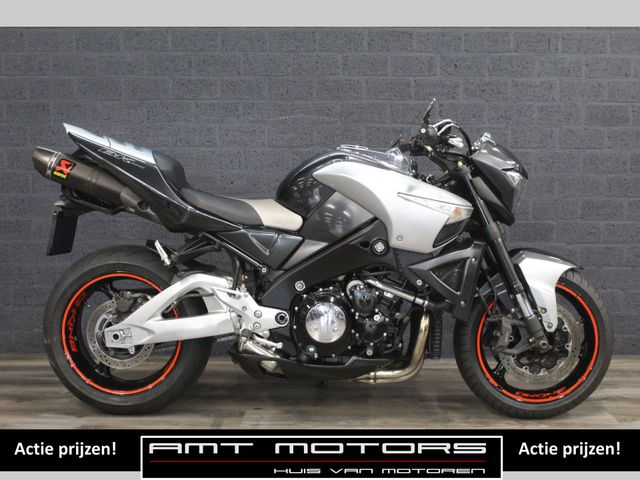 suzuki - b-king-1300