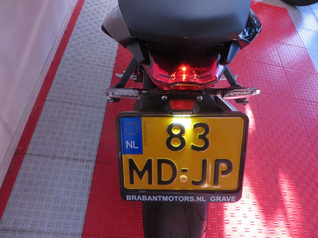 triumph - street-triple-r-abs