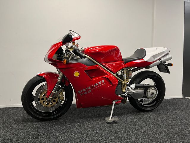 ducati - 748-s