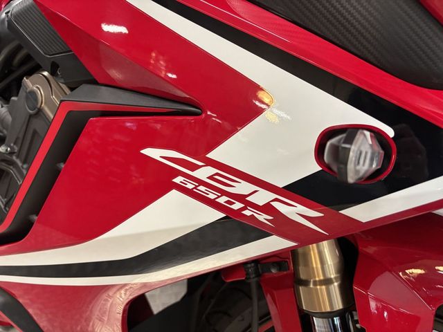 honda - cbr-650-r
