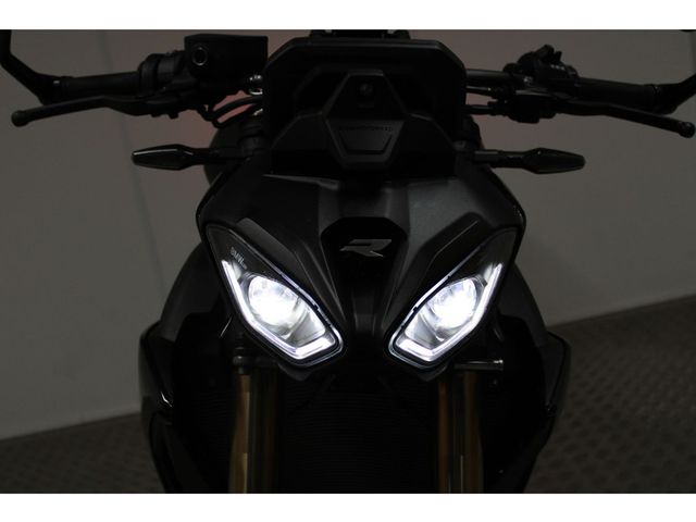 bmw - s-1000-r