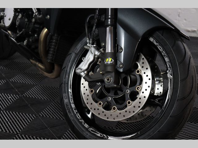 suzuki - b-king-1300
