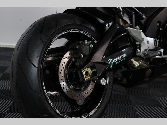 suzuki - b-king-1300