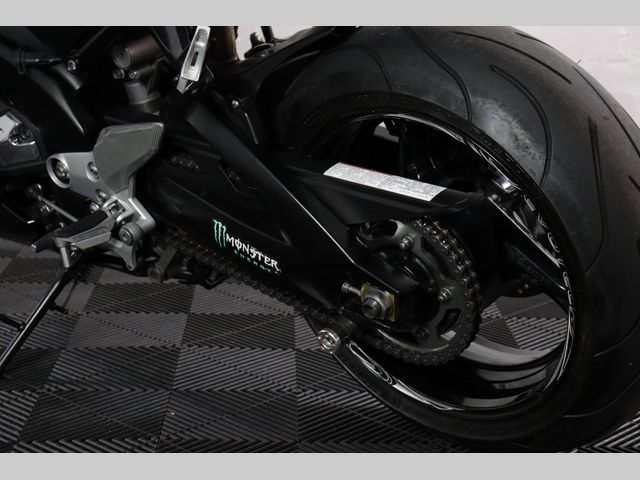 suzuki - b-king-1300