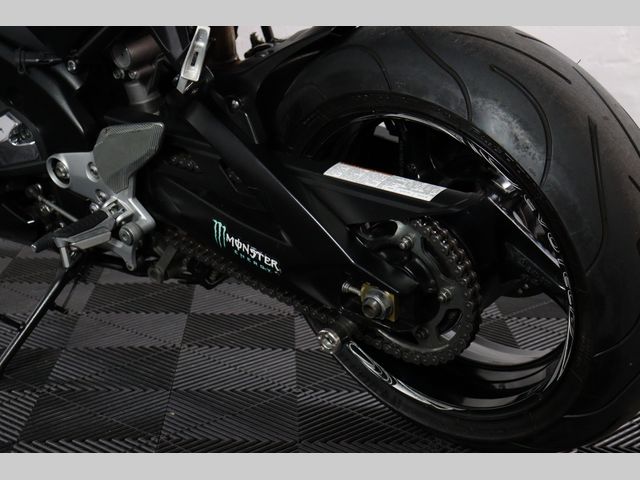 suzuki - b-king-1300