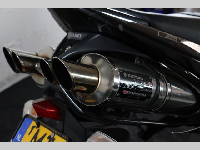 suzuki - b-king-1300