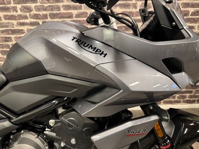 triumph - tiger-sport-660