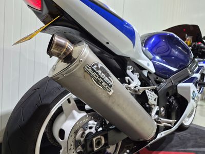 SUZUKI GSX-R 1000 – foto 4