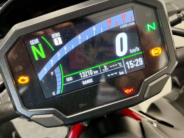 kawasaki - z900