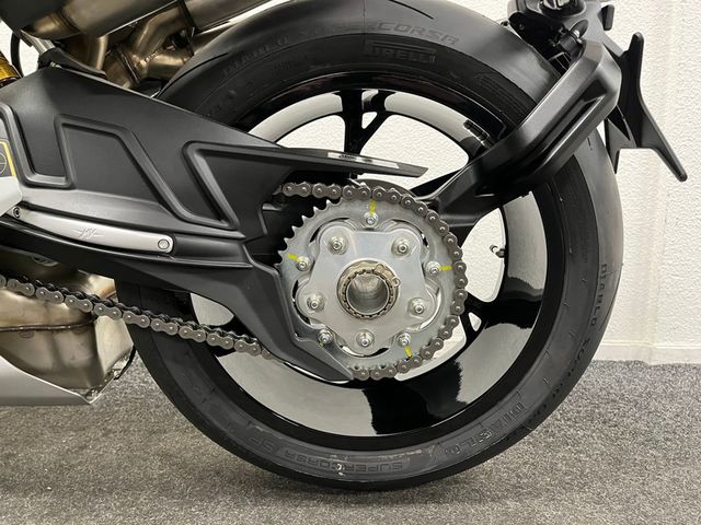 mv-agusta - brutale-1000-rs