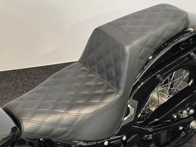harley-davidson - street-bob-114-fxbbs
