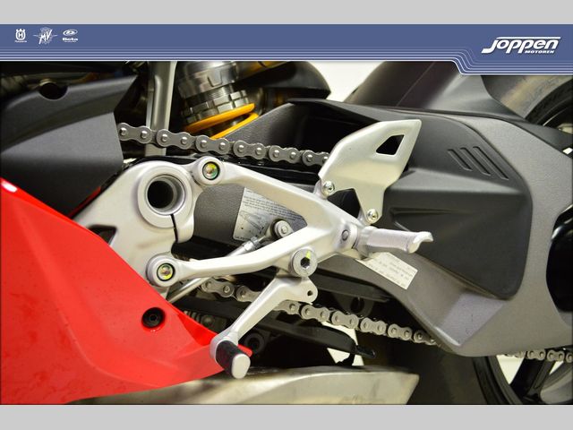 ducati - panigale-v4-s