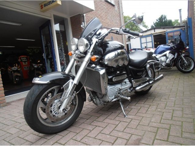 triumph - rocket-iii