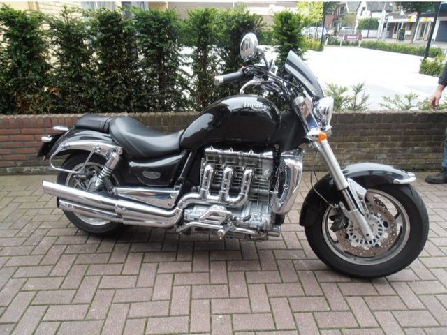 triumph - rocket-iii