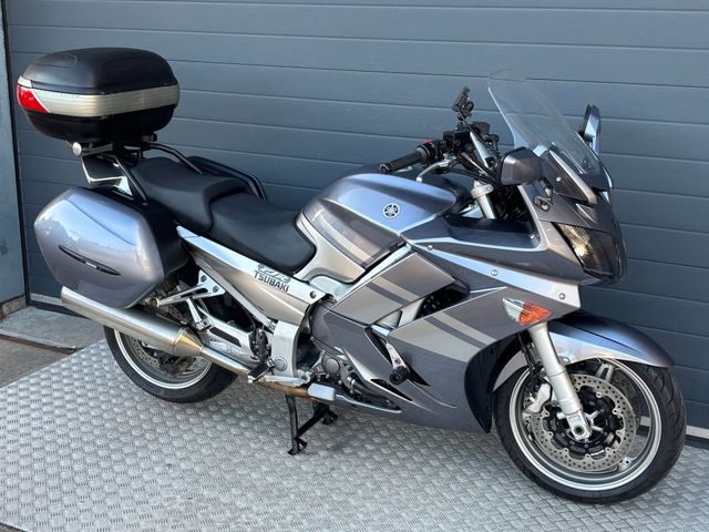 yamaha - fjr-1300