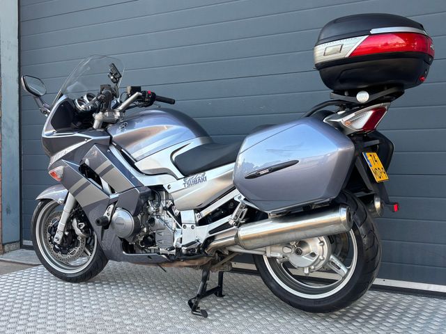 yamaha - fjr-1300