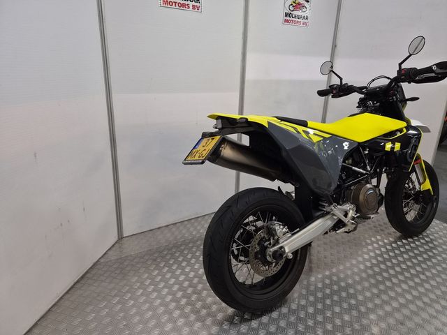 husqvarna - 701-supermoto