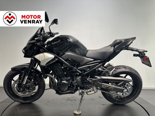kawasaki - z900