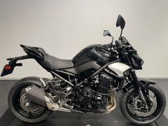 KAWASAKI Z900