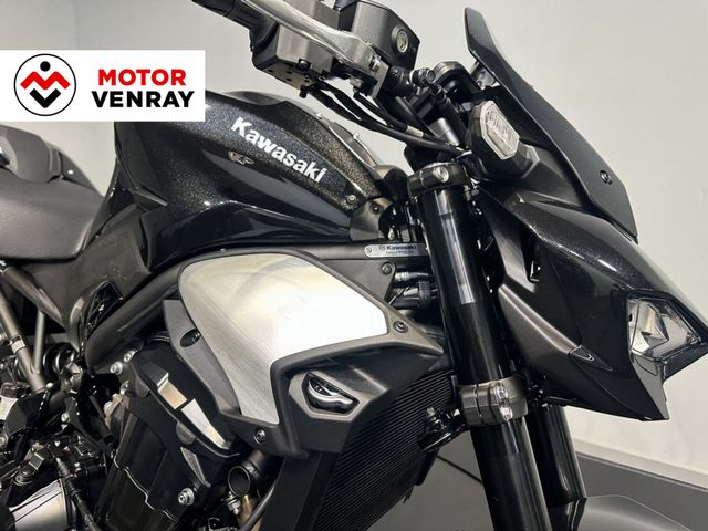 kawasaki - z900