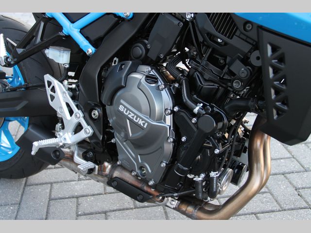 suzuki - gsx-8s