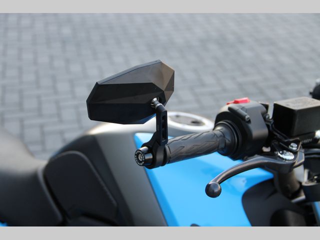 suzuki - gsx-8s