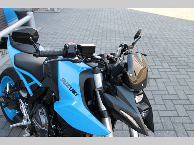suzuki - gsx-8s